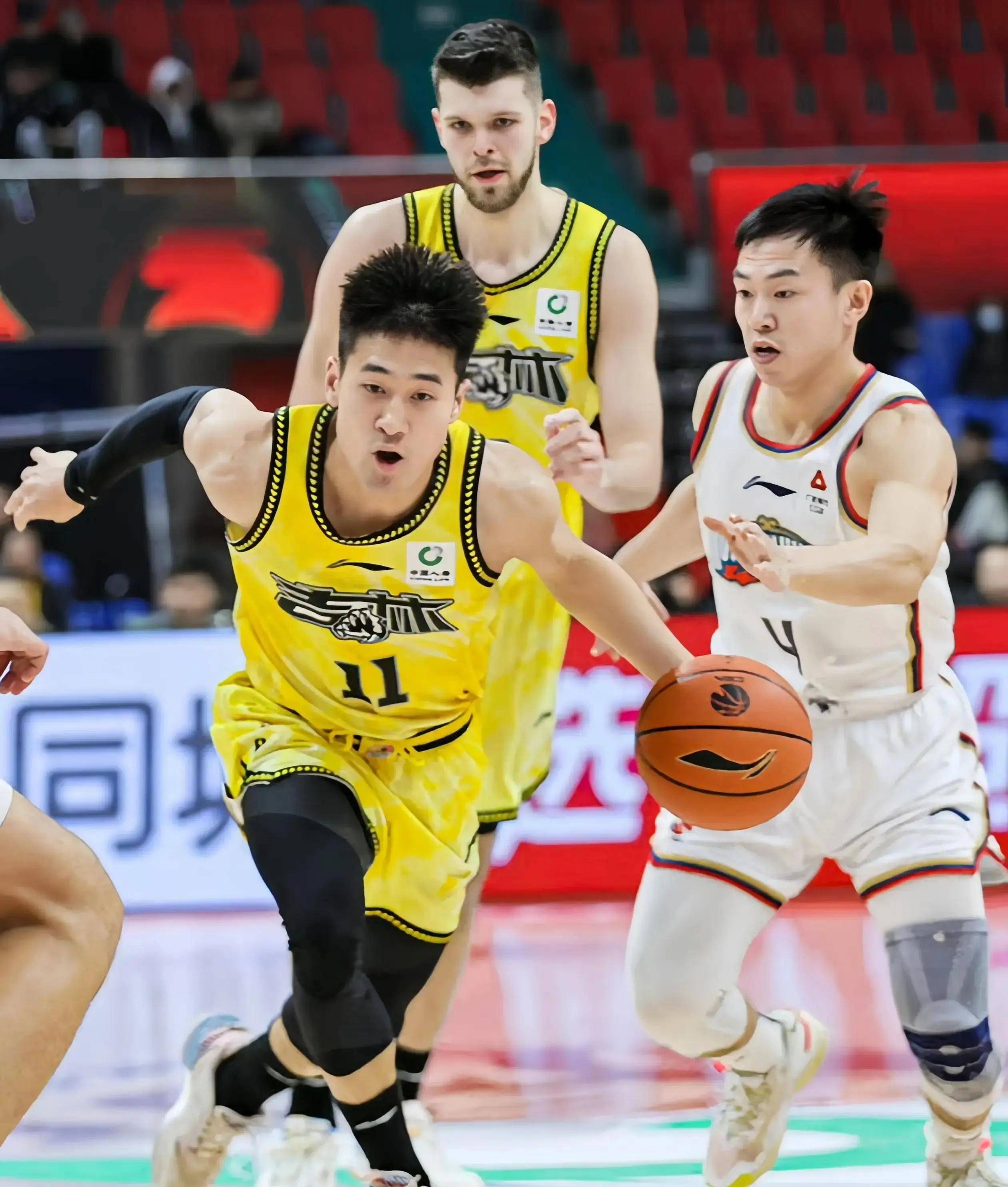 关于CBA常规赛关键时刻走向成谜,达拉斯独行侠更衣室发声,信心回归,控场能力受关注的信息 关于CBA常规赛关键时刻走向成谜,达拉斯独行侠更衣室发声,信心回归,控场能力受关注的信息