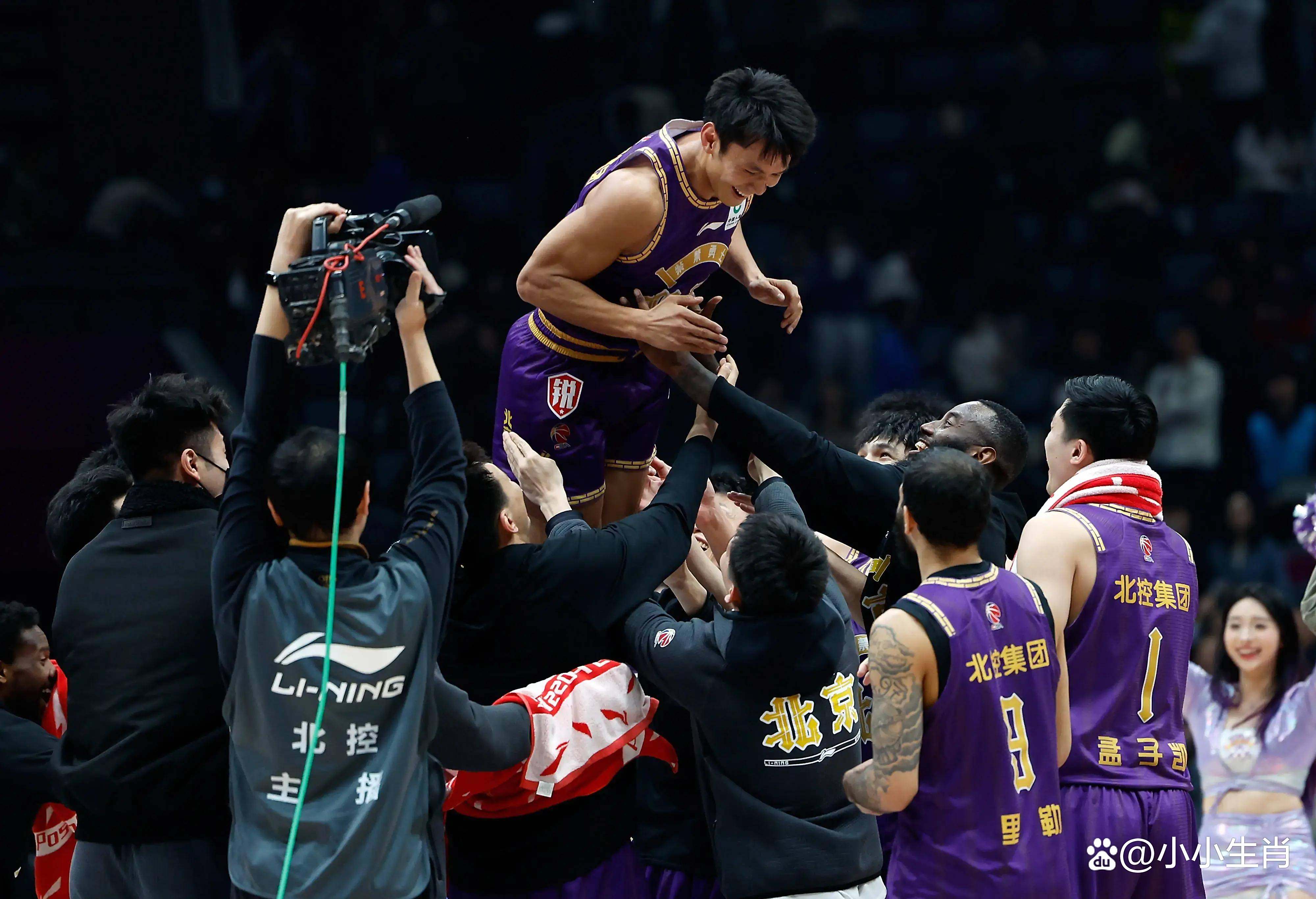 关于CBA常规赛关键时刻走向成谜,达拉斯独行侠更衣室发声,信心回归,控场能力受关注的信息 关于CBA常规赛关键时刻走向成谜,达拉斯独行侠更衣室发声,信心回归,控场能力受关注的信息