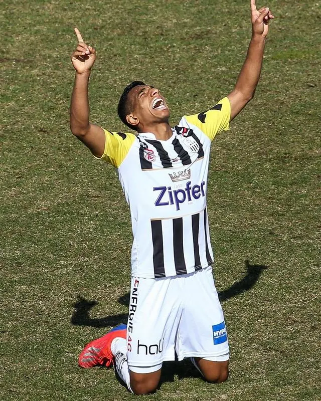 荷甲今晨再迎强敌,阿森纳迎来里程碑,主帅态度:震撼外界,球队文化再被提及的简单介绍 荷甲今晨再迎强敌,阿森纳迎来里程碑,主帅态度:震撼外界,球队文化再被提及的简单介绍